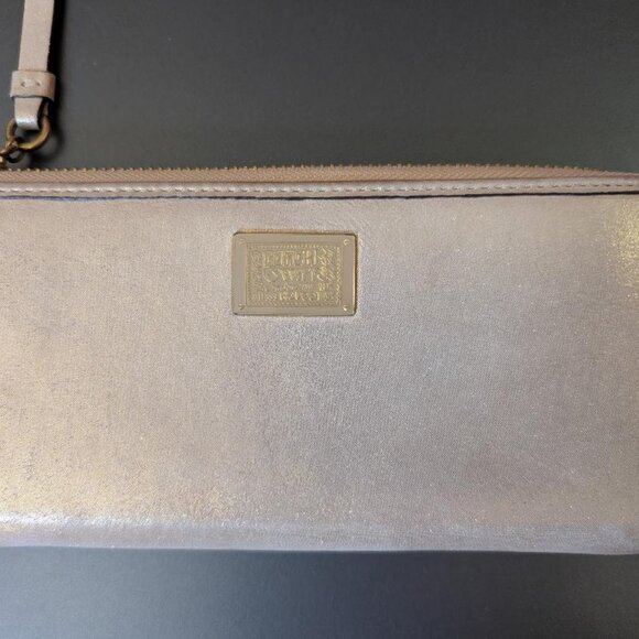 COACH POPPY CREAM GOLD SHIMMER LEATHER LONG WALLET - Picture 1 of 14
